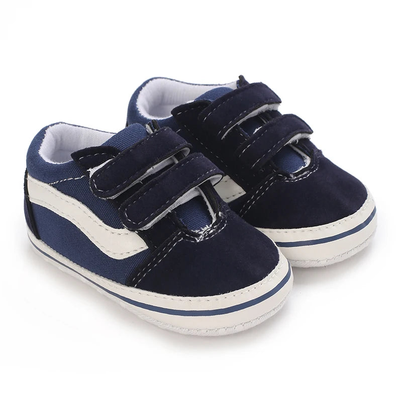 Zapatilla con velcro/cordones