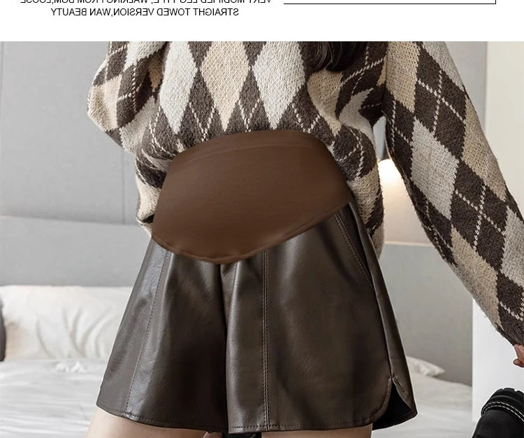 Pantalón corto premamá efecto piel